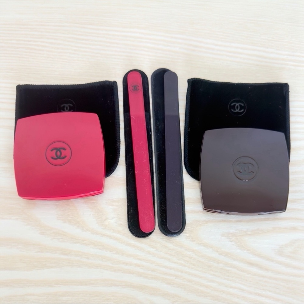 CHANEL Limited Double Facettes Mirror Compact, Nail File, Key Chain Gift Set NEW - Picture 5 of 13